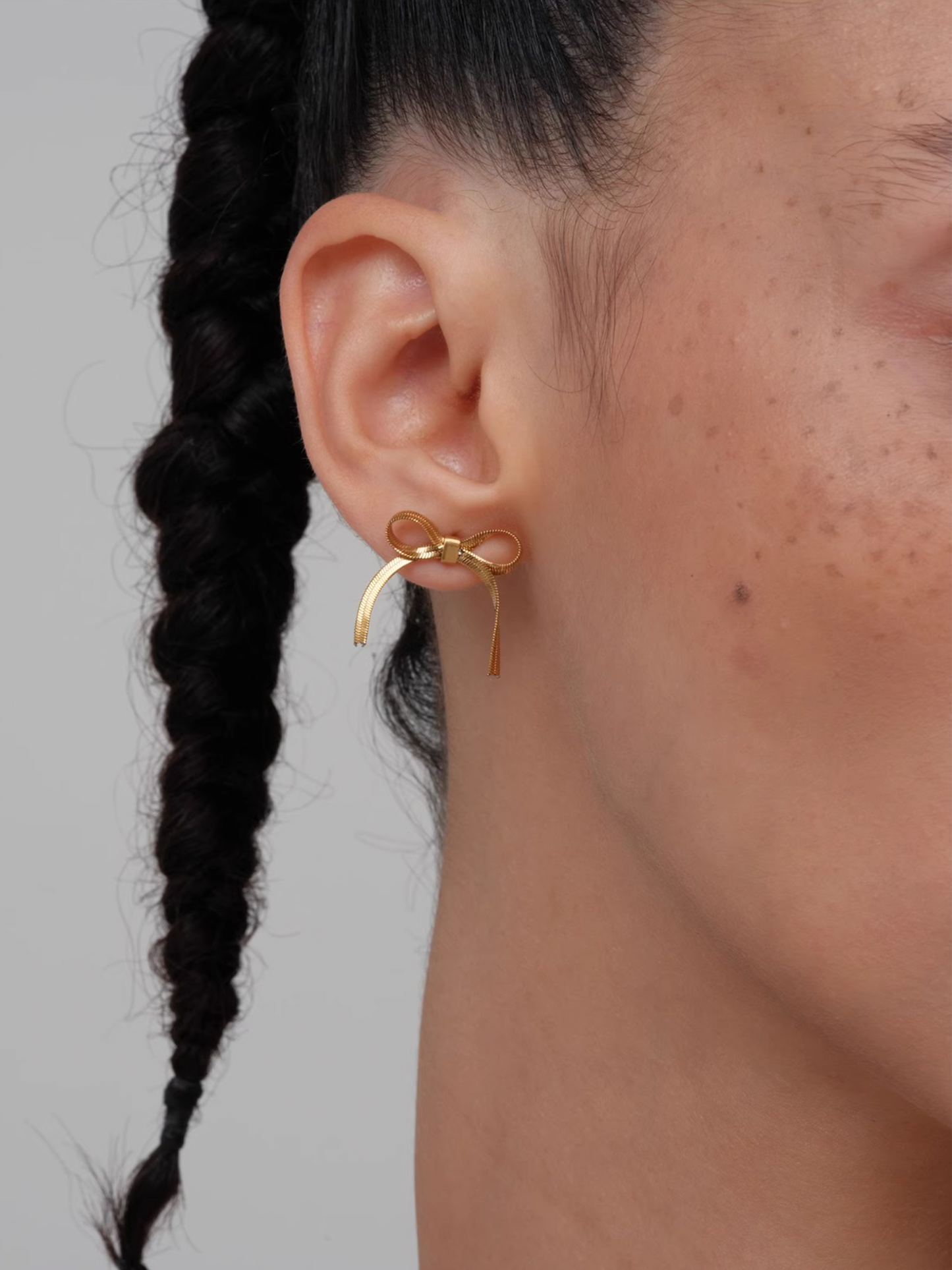 Snake Chain Bow Earrings - Gold - The New Witch