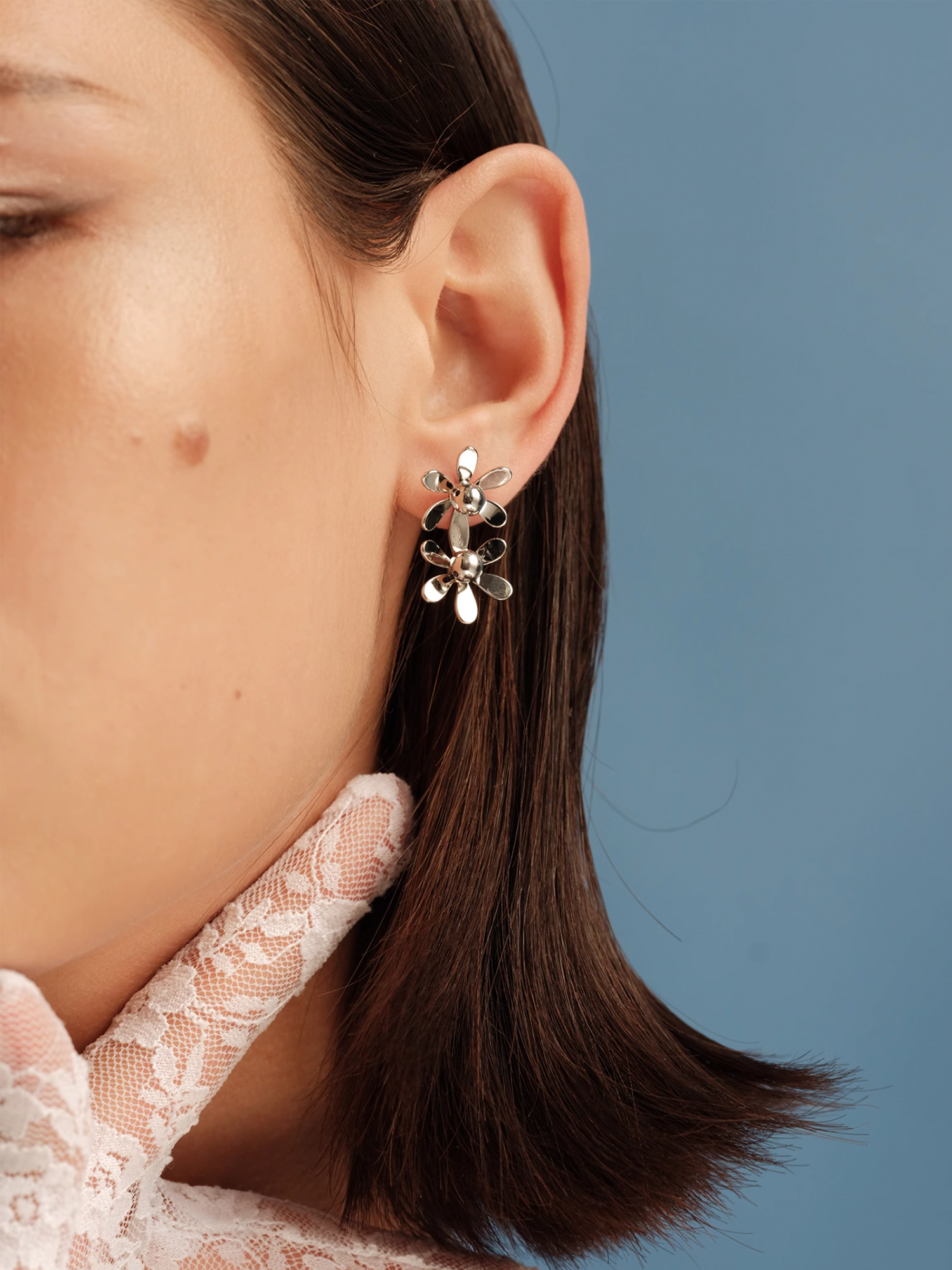 Daisy Bloom Earrings - The New Witch