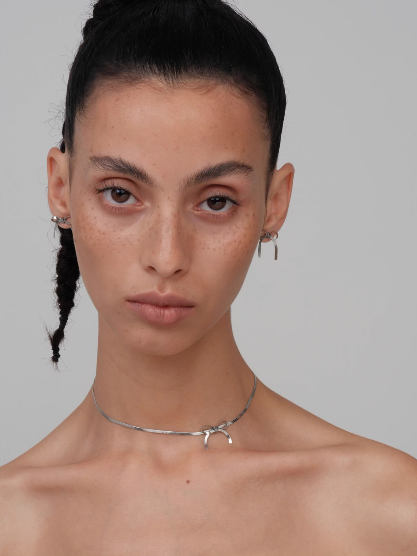 Snake Chain Bow Choker Necklace - Silver - The New Witch
